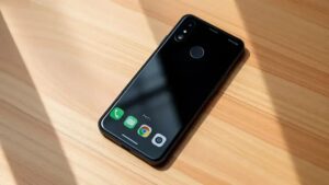 Smartphone Xiaomi Poco C75 NFC Black: Versatilidade e Desempenho em Suas Mãos